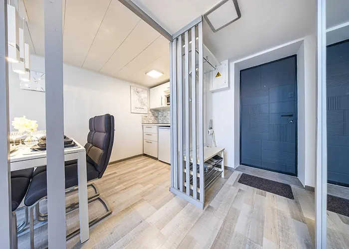 Loft In Oldtown דירה